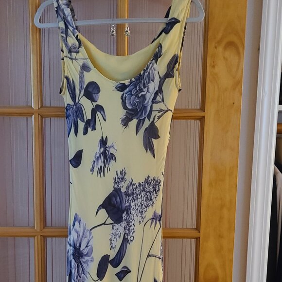 DRESS - Picture 3 of 5